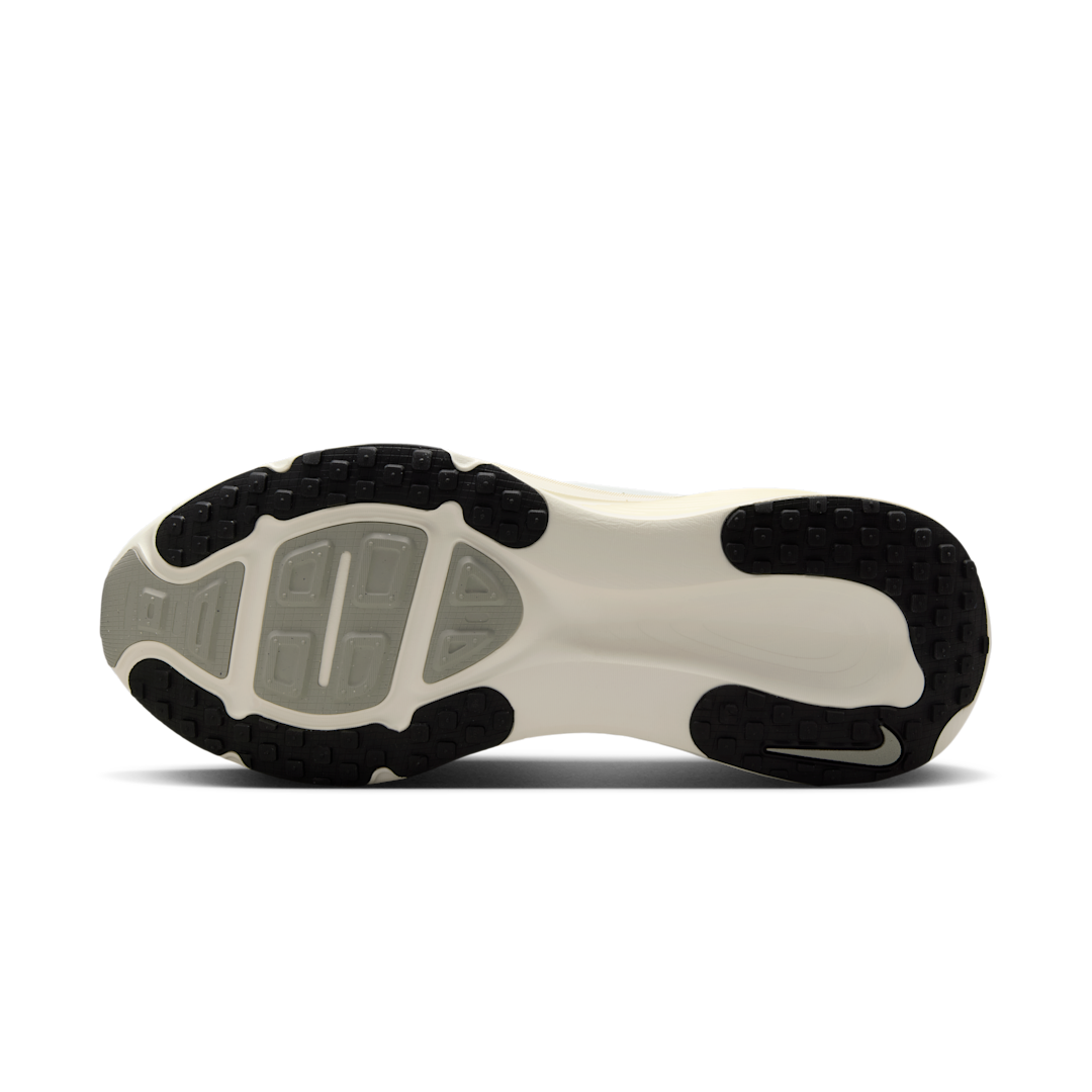 Nike Vomero 18 Summit White Coconut Milk