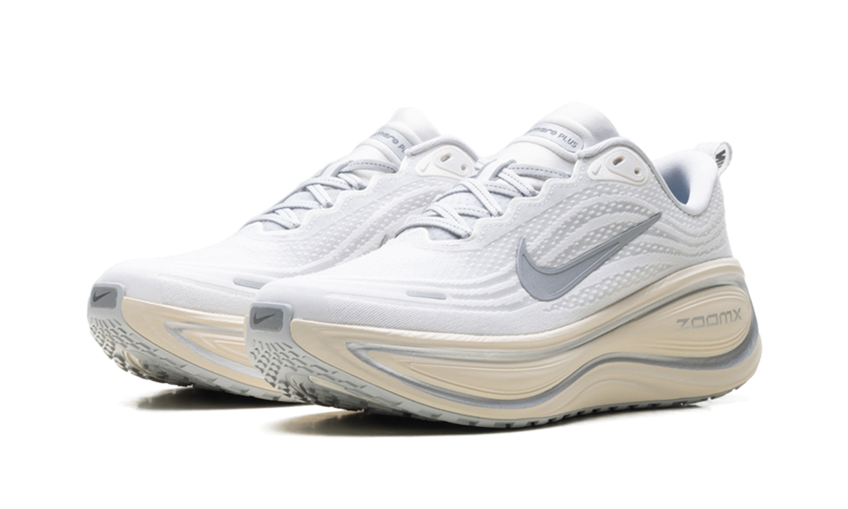Nike Vomero Plus Running is Mental