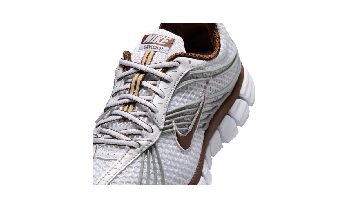 Nike Zoom Skylon 11 White Silver Cacao Wow