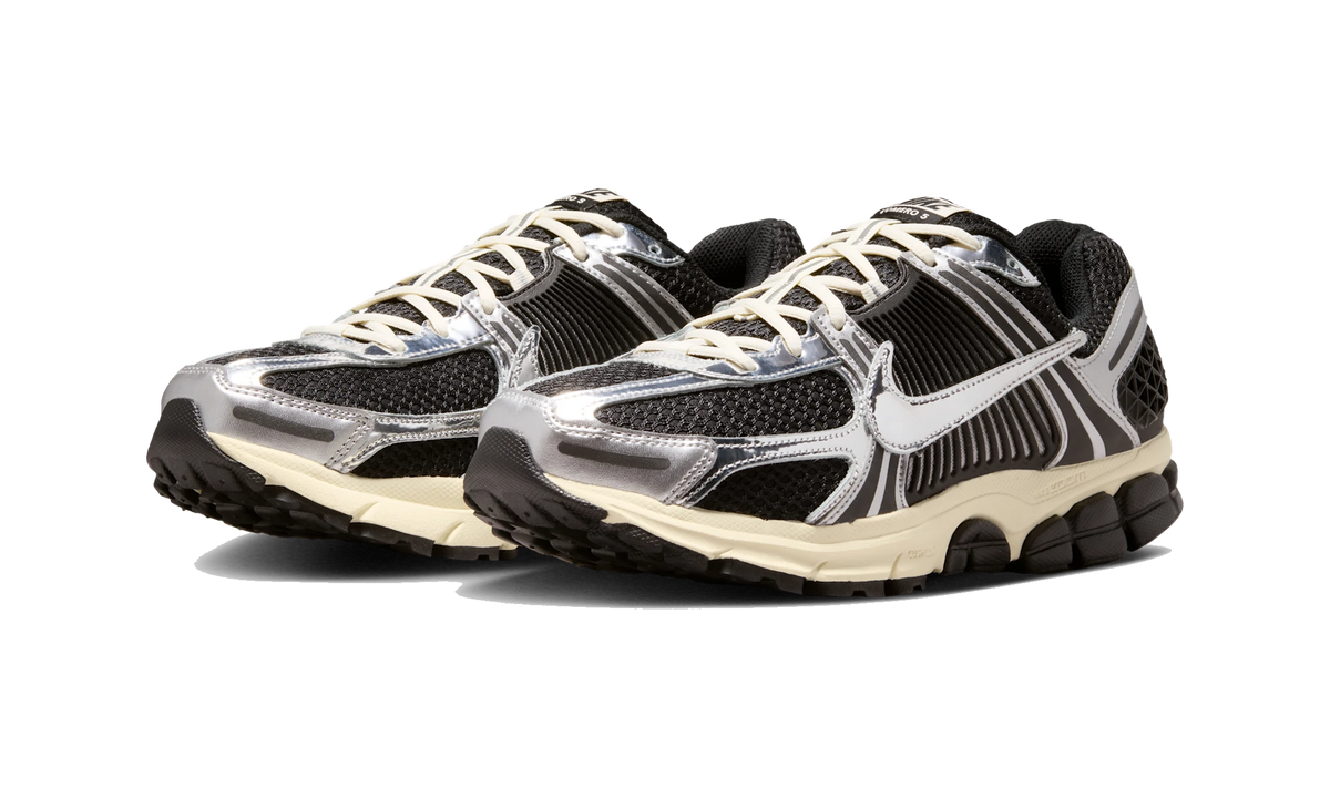 Nike Zoom Vomero 5 Black Metallic Silver Coconut Milk Chrome