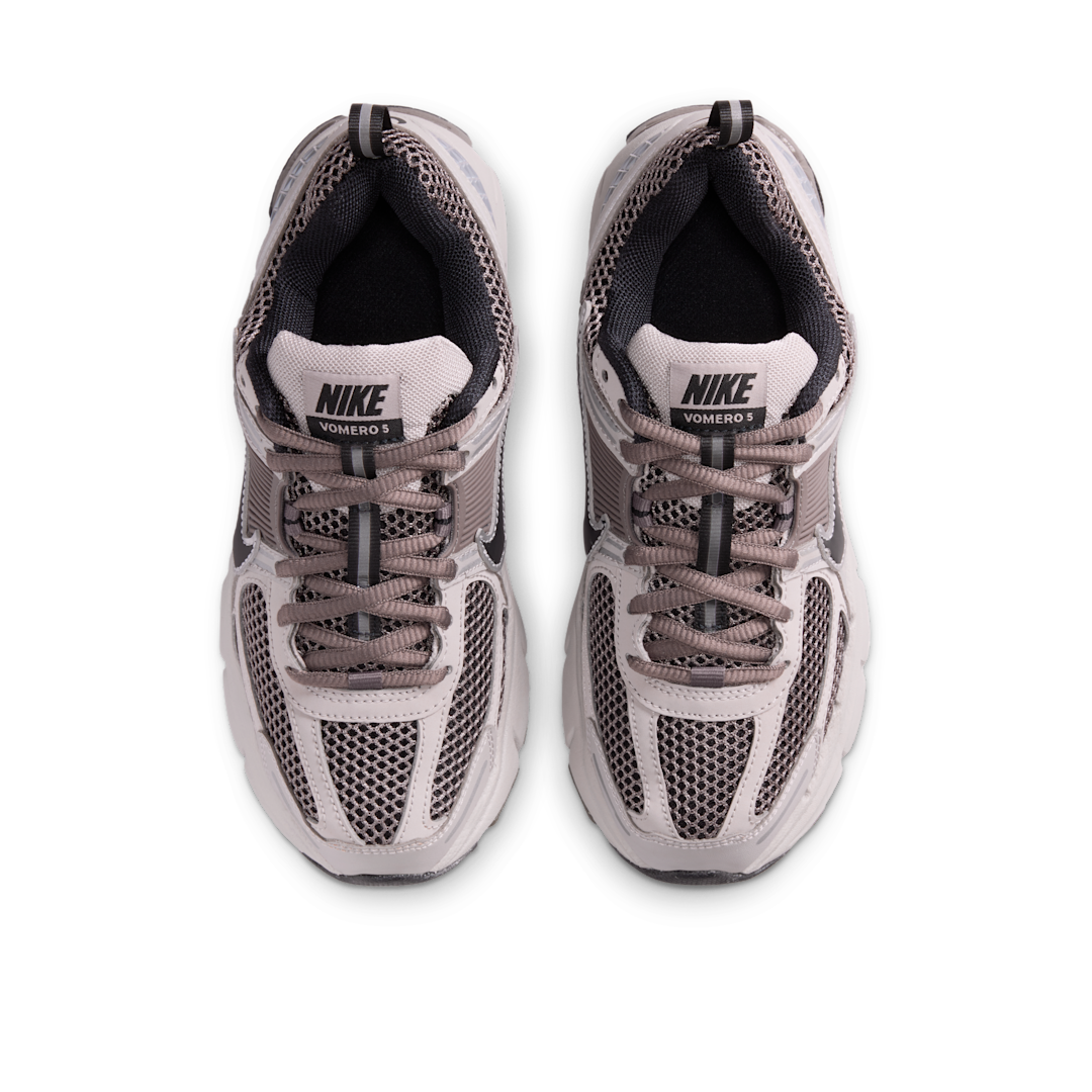 Nike Zoom Vomero 5 College Grey Black-Cave Stone, College Grey/Cave Stone/Metallic Silver/Black (HF6998-010)
