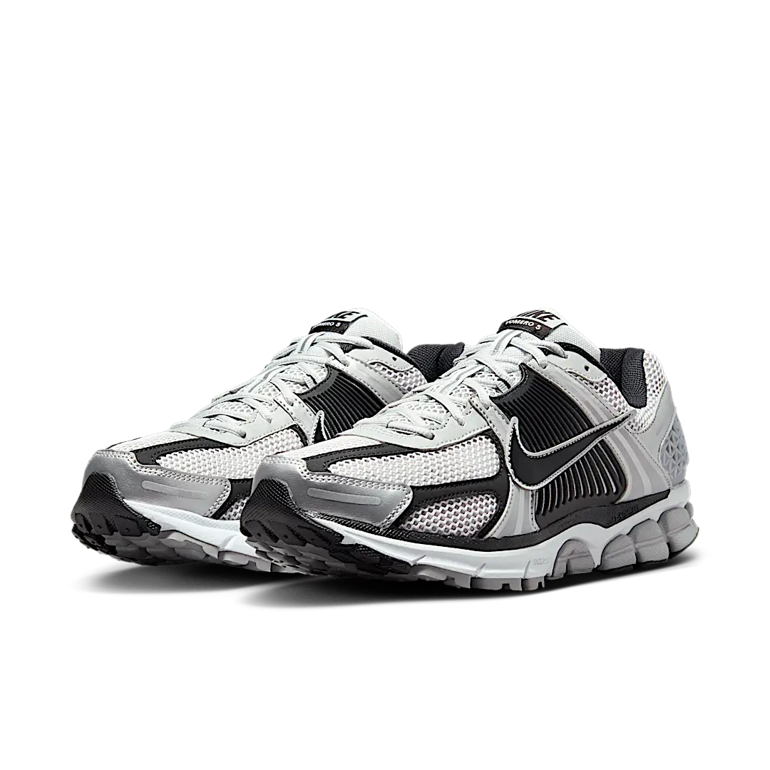 Nike Zoom Vomero 5 Metallic Silver Black