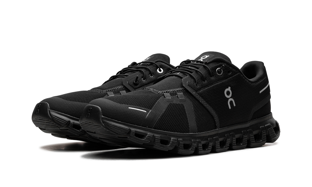 On Running Cloud 6 All Black