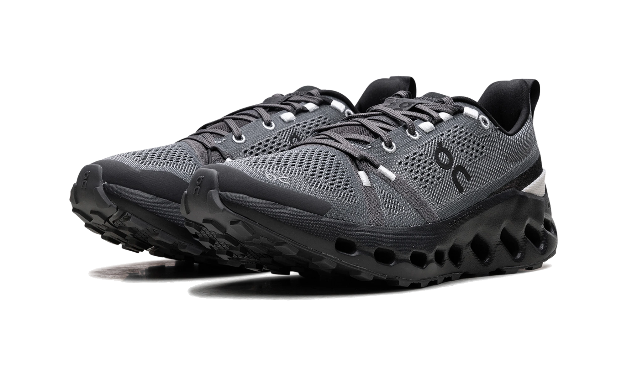 On Running Cloudsurfer Trail Eclipse Black
