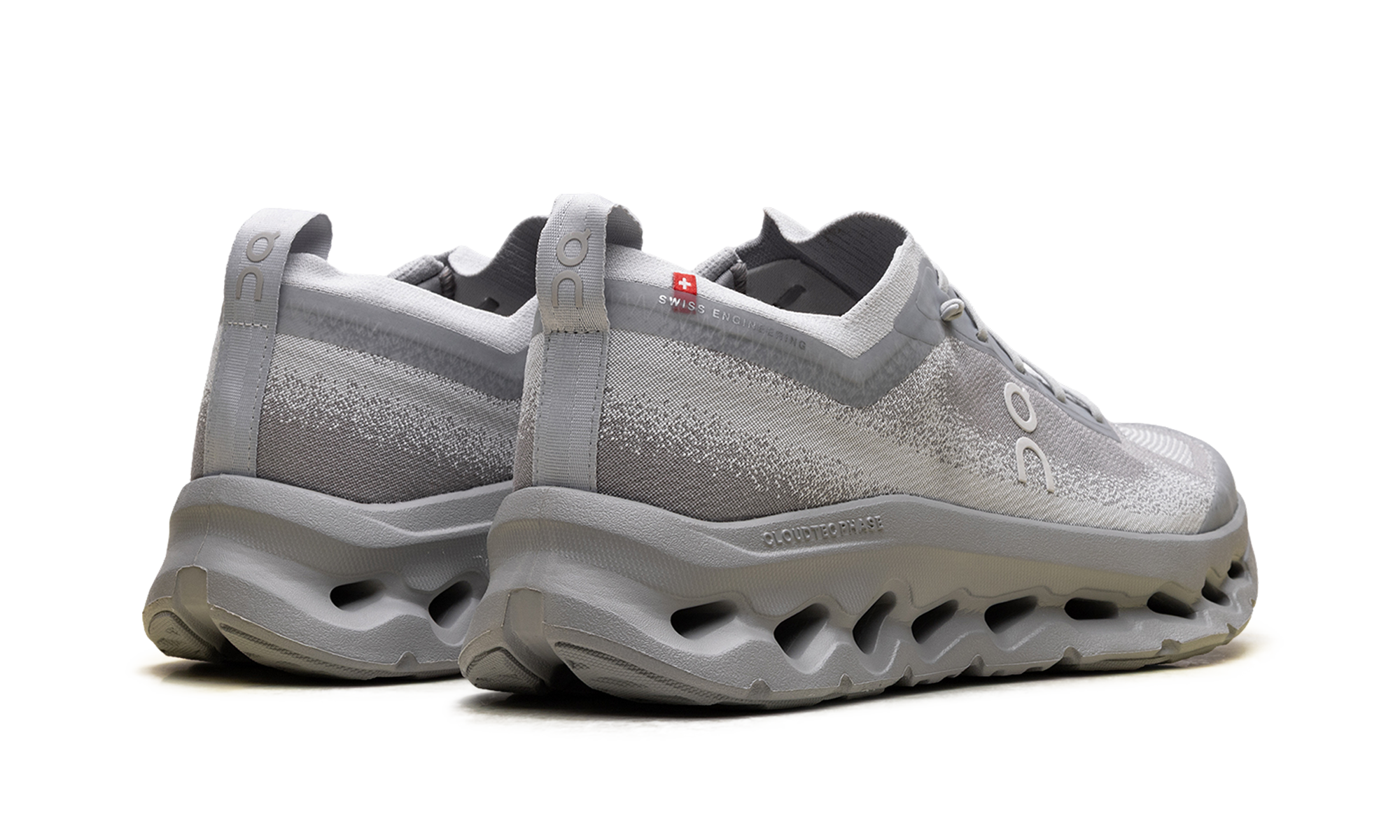 On Running Cloudtilt Moon Zendaya Glacier Alloy