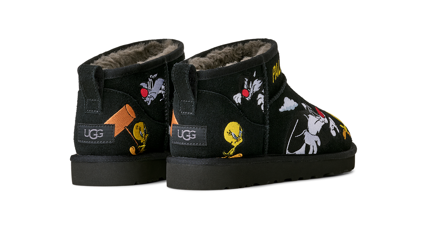 UGG Classic Ultra Mini Boot Palace x Looney Tunes Black