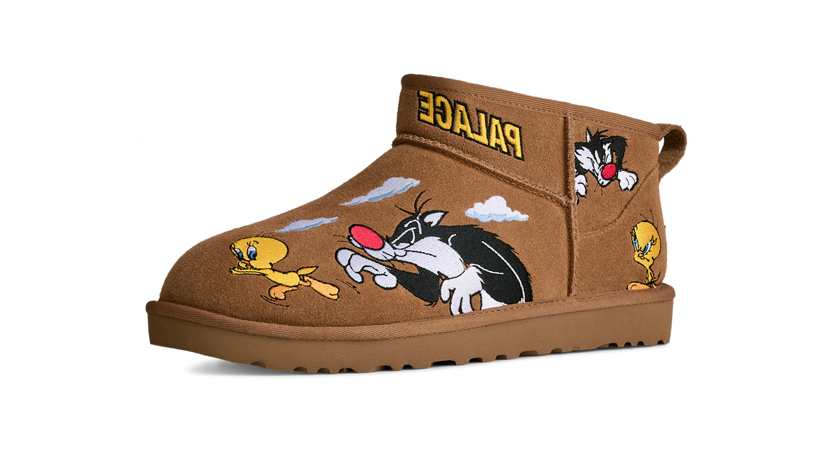 UGG Classic Ultra Mini Boot Palace x Looney Tunes Chestnut