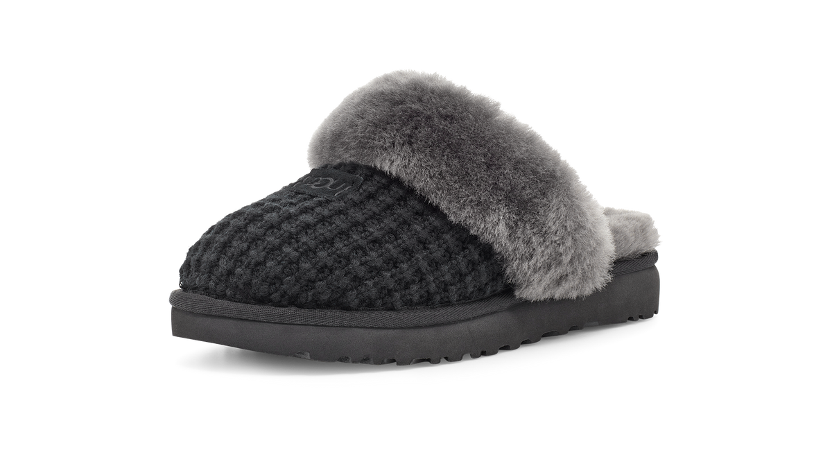 UGG Cozy Slipper Black
