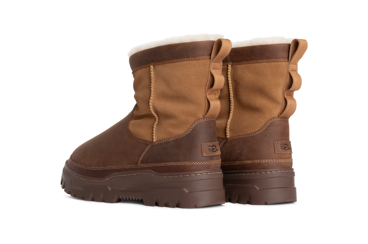 UGG Heritage Pull-On TrailGazer Boot Chestnut