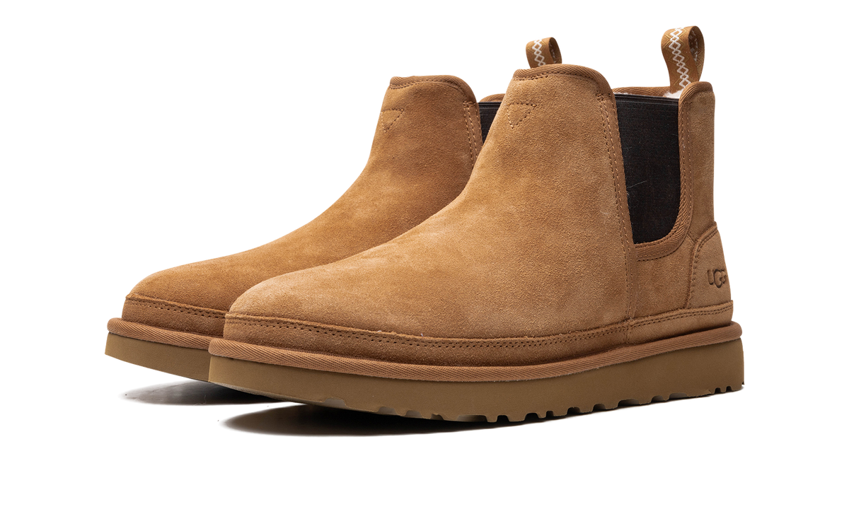 UGG Neumel Chelsea Boot Chestnut