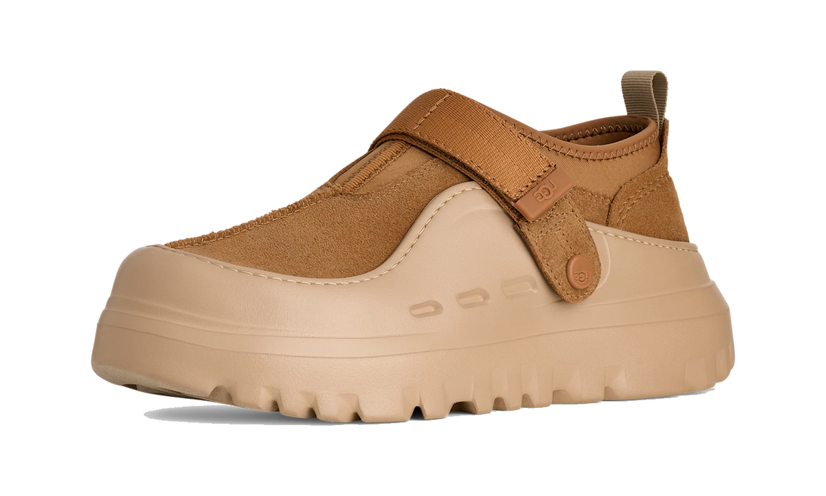 UGG PeakMod Lowcut Chestnut