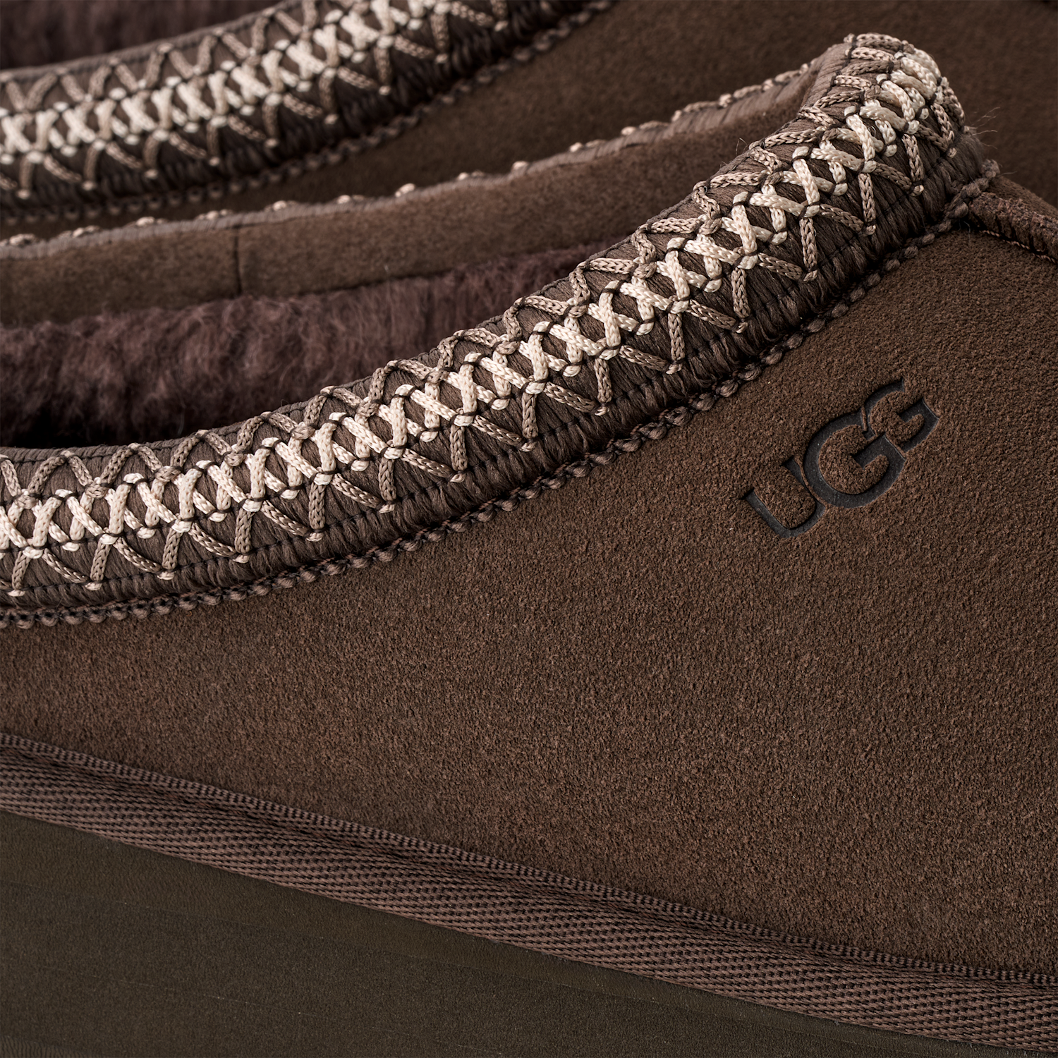UGG Tazz Slipper Molasses - Sneak