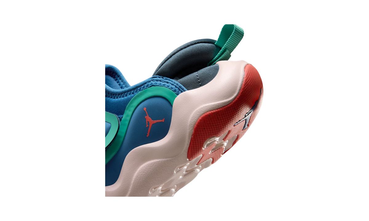 Air Jordan 23/7.2 EasyOn True Blue/Blue Fox/Kinetic Green/Track Red