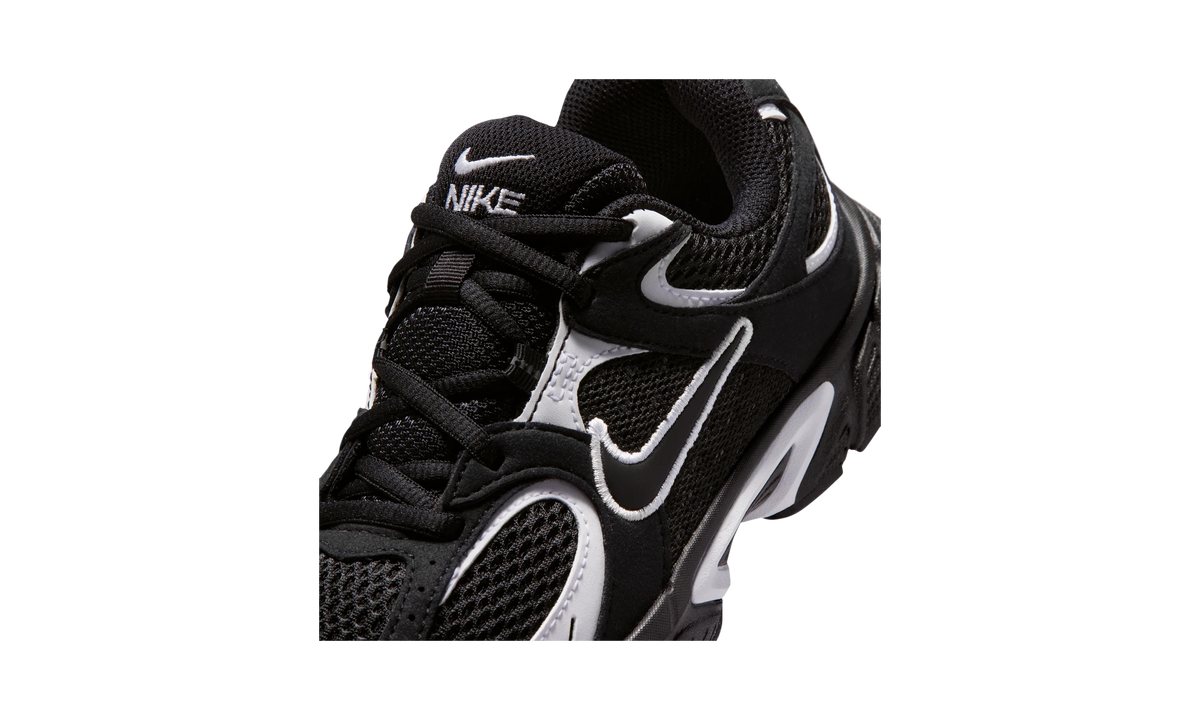 Nike V5 Runner Suede Black/Black/White