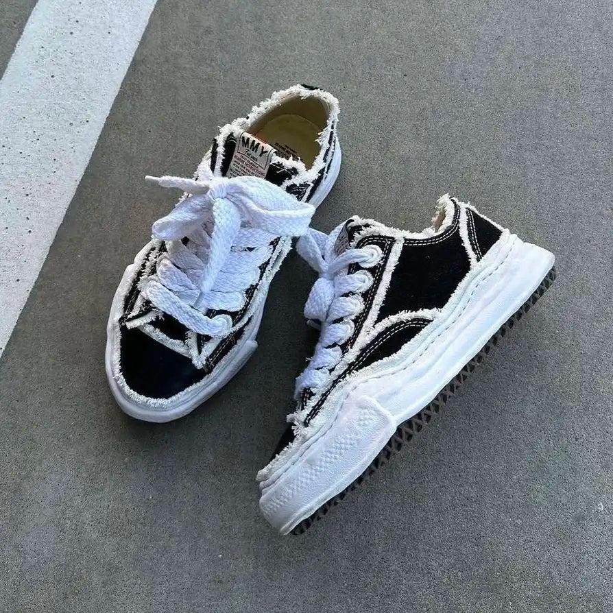 Maison Mihara Yasuhiro Peterson OG Sole Canvas Low Frayed Black sneakers