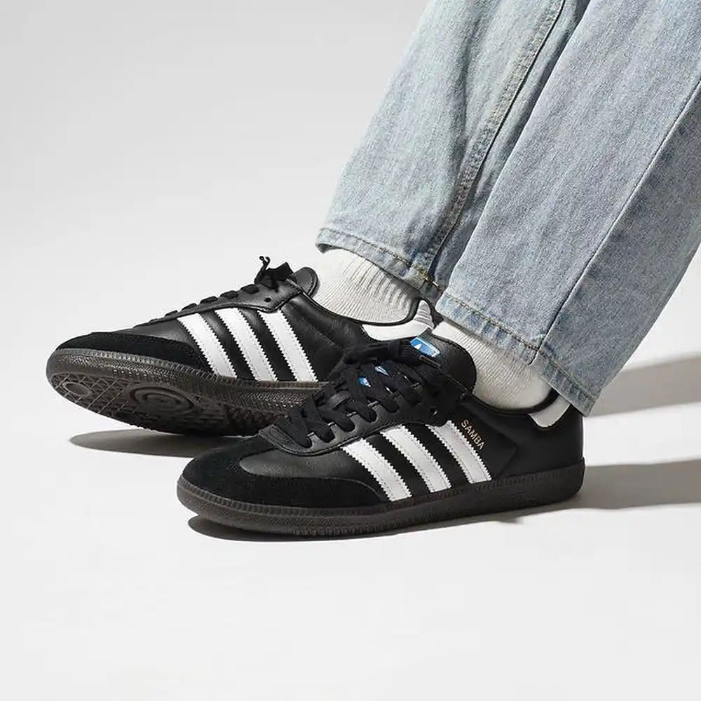Adidas Campus OG Black on model