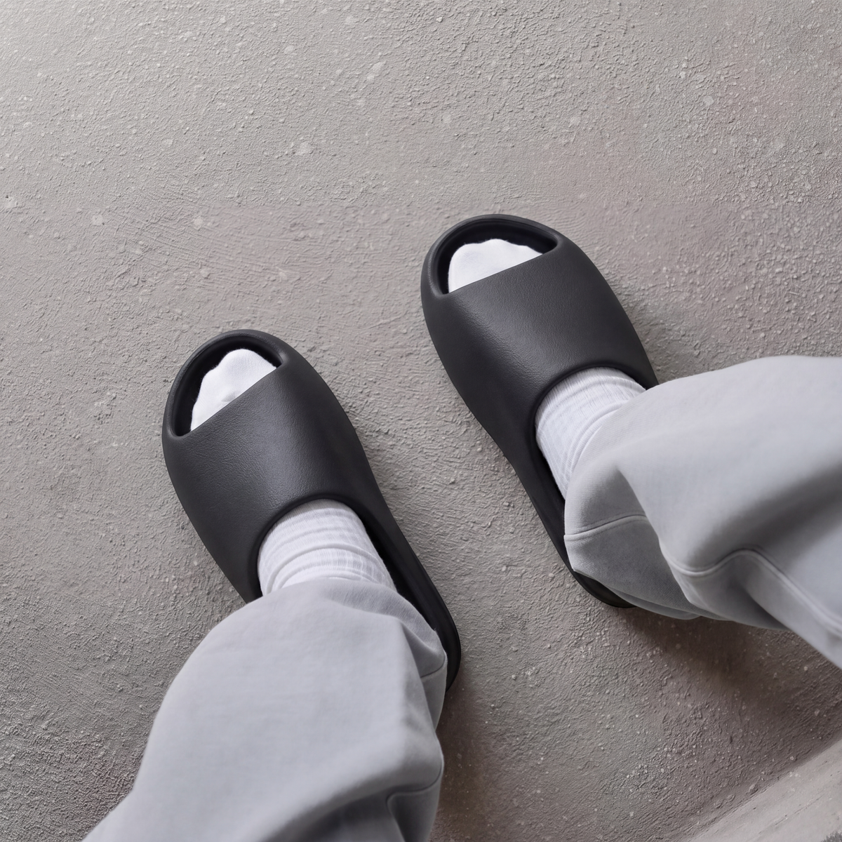 Yeezy Slide Black